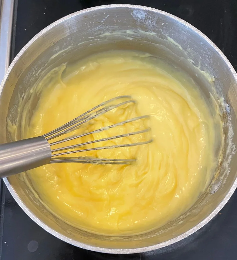 Fruit Tart with Pastry Cream preparation